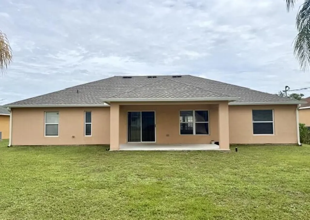 530 SW Butler Avenue Port St Lucie FL 34983