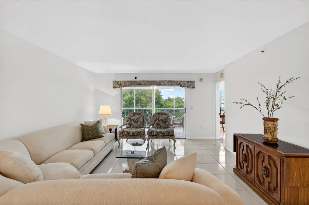 14111 Royal Vista Drive Delray Beach FL 33484