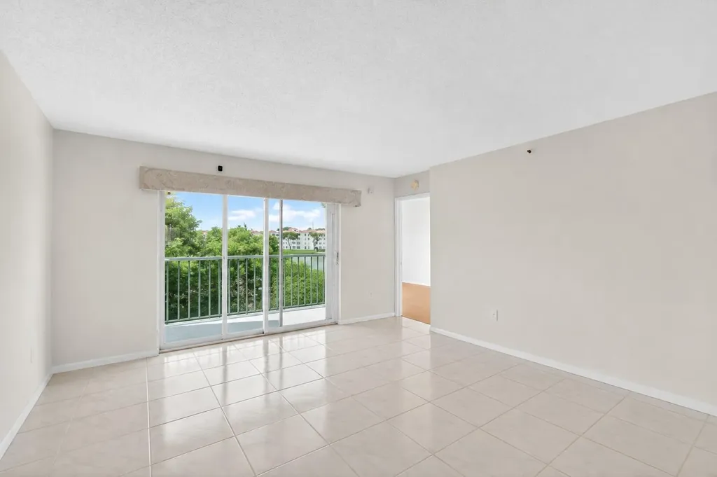 14111 Royal Vista Drive Delray Beach FL 33484