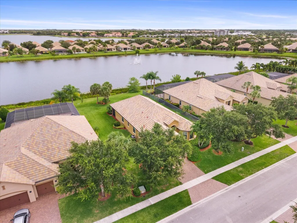 4452 Siena Circle Wellington FL 33414