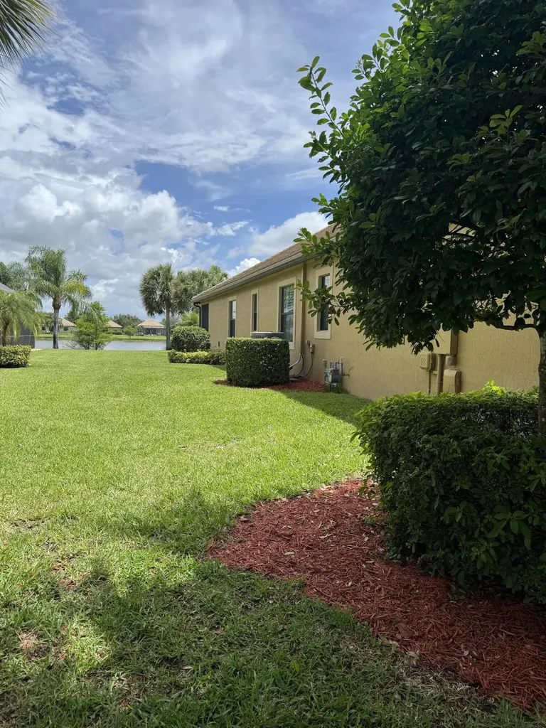 4452 Siena Circle Wellington FL 33414