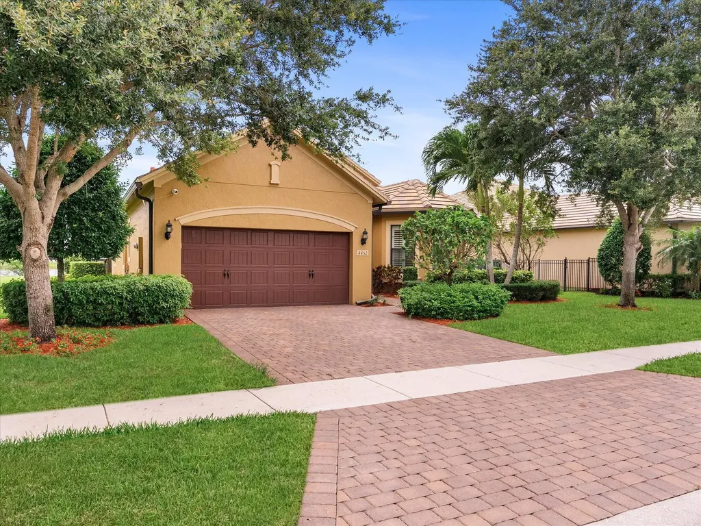 4452 Siena Circle Wellington FL 33414