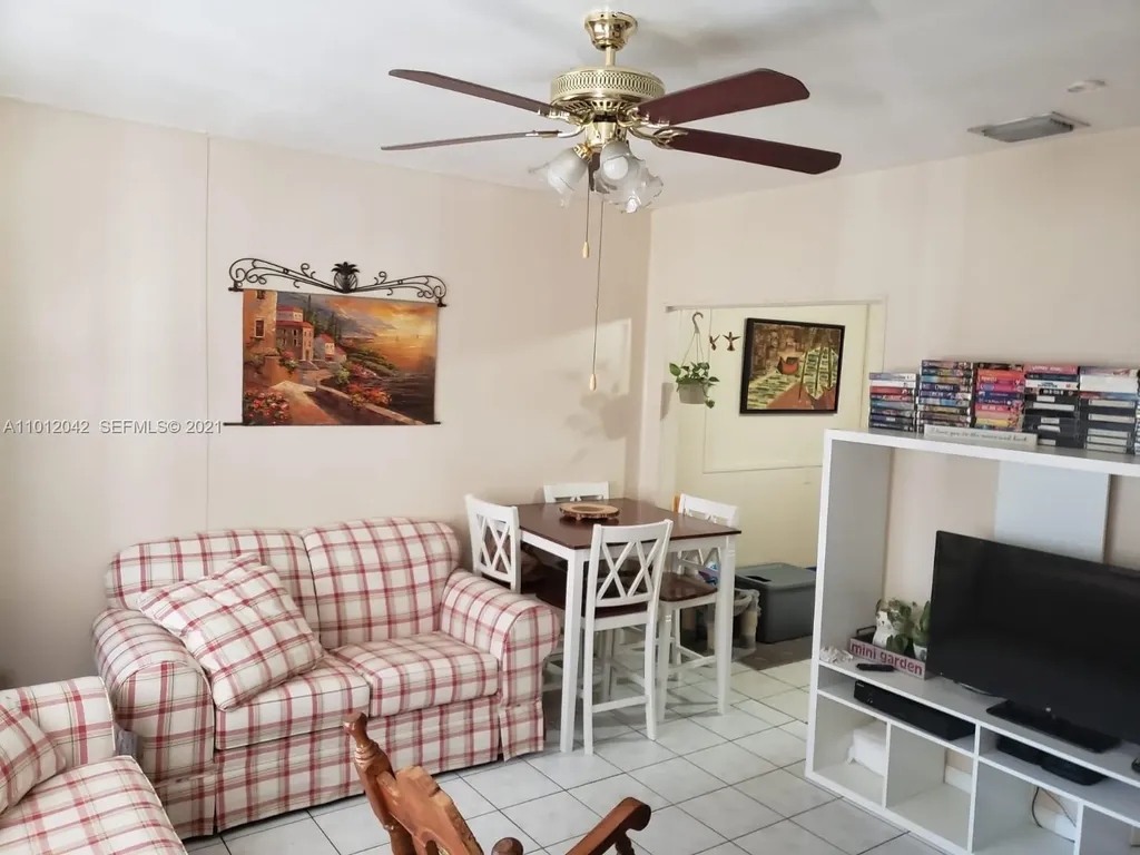 1927 Funston Street Hollywood FL 33020