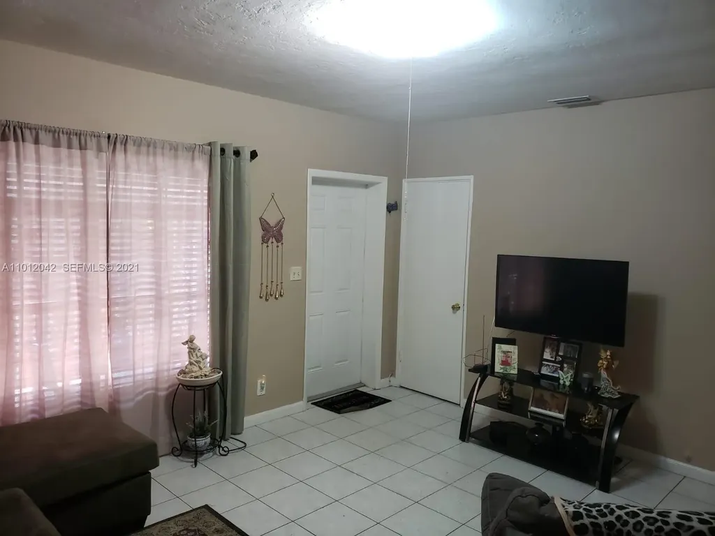 1927 Funston Street Hollywood FL 33020