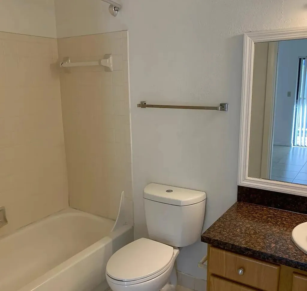 2445 SW 18th Terrace Fort Lauderdale FL 33315
