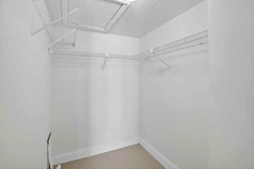 2445 SW 18th Terrace Fort Lauderdale FL 33315