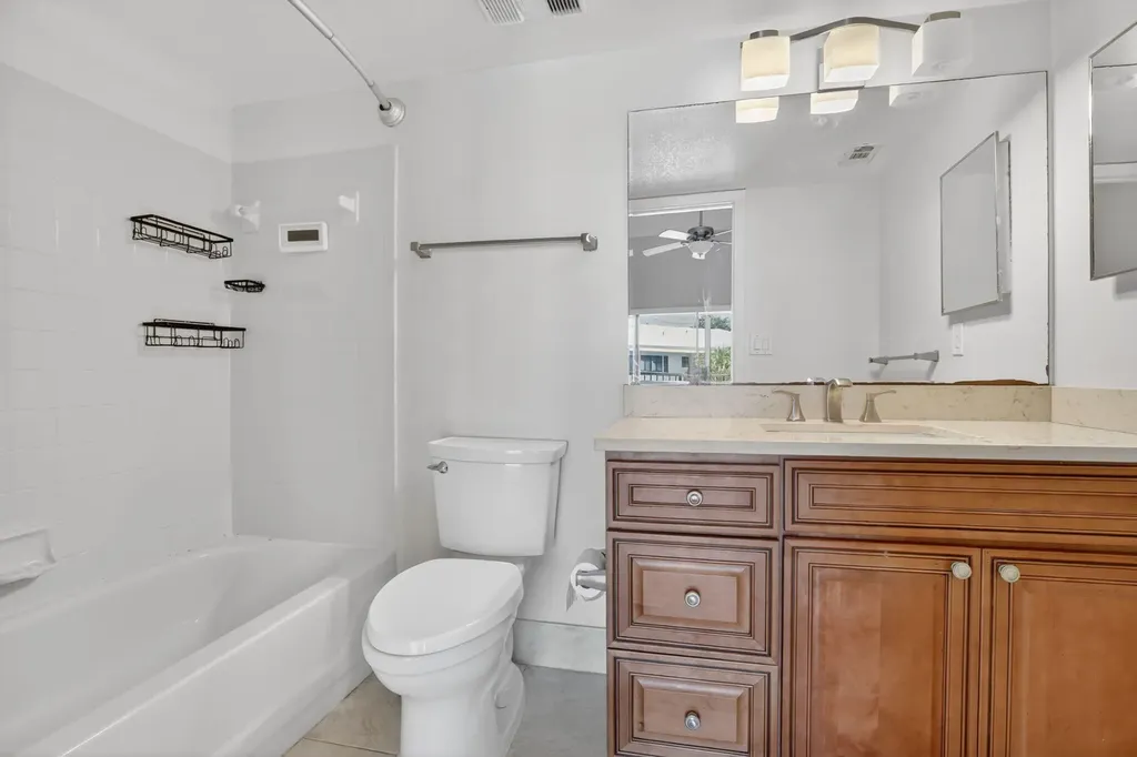 2445 SW 18th Terrace Fort Lauderdale FL 33315