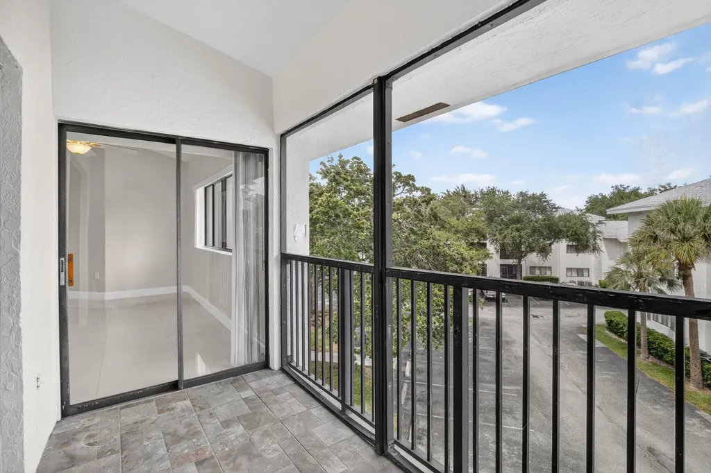 2445 SW 18th Terrace Fort Lauderdale FL 33315