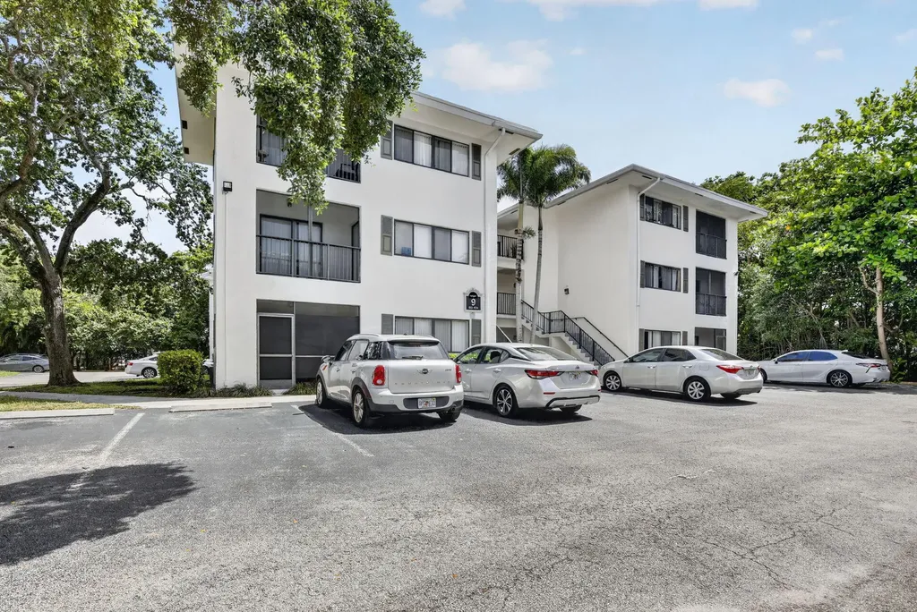 2445 SW 18th Terrace Fort Lauderdale FL 33315