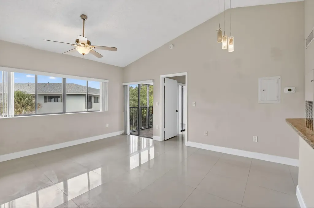2445 SW 18th Terrace Fort Lauderdale FL 33315