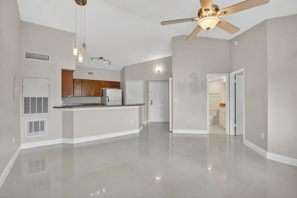 2445 SW 18th Terrace Fort Lauderdale FL 33315