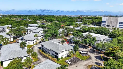 2445 SW 18th Terrace Fort Lauderdale FL 33315