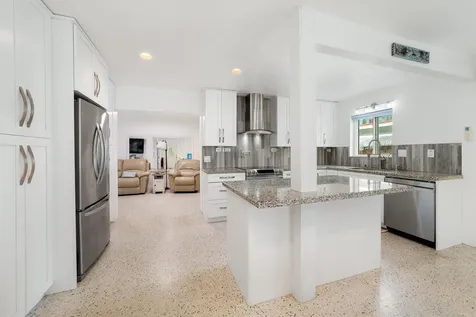 245 SW 5th Street Dania Beach FL 33004