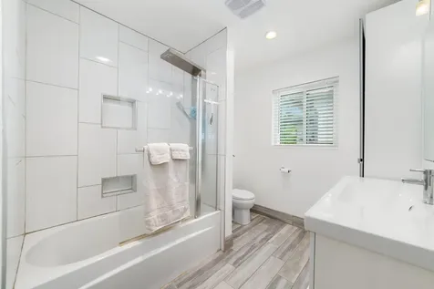 245 SW 5th Street Dania Beach FL 33004