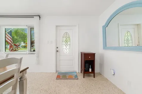 245 SW 5th Street Dania Beach FL 33004