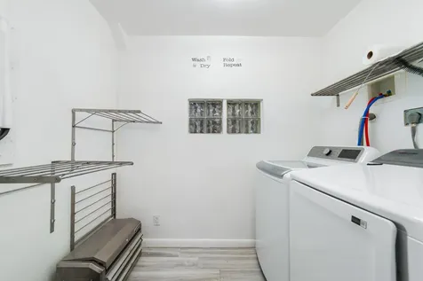 245 SW 5th Street Dania Beach FL 33004
