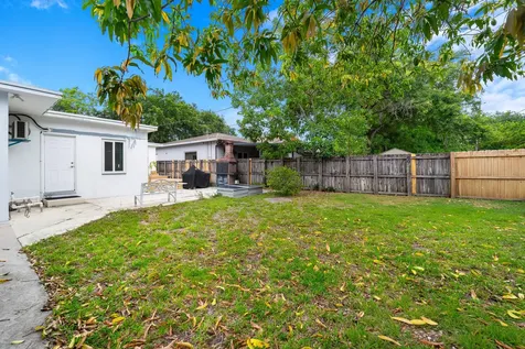 245 SW 5th Street Dania Beach FL 33004