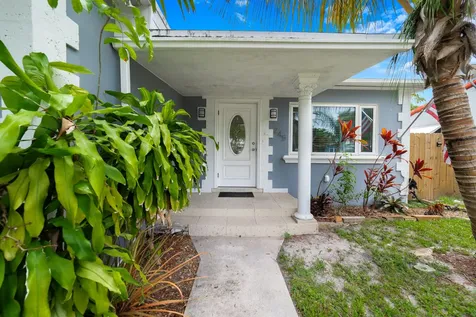 245 SW 5th Street Dania Beach FL 33004
