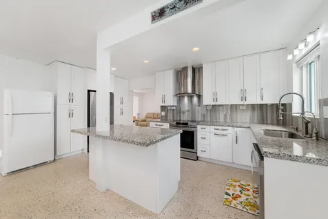 245 SW 5th Street Dania Beach FL 33004