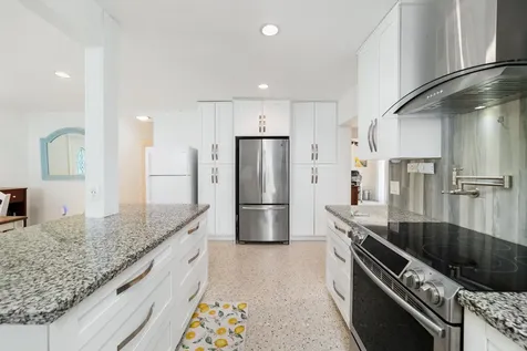 245 SW 5th Street Dania Beach FL 33004