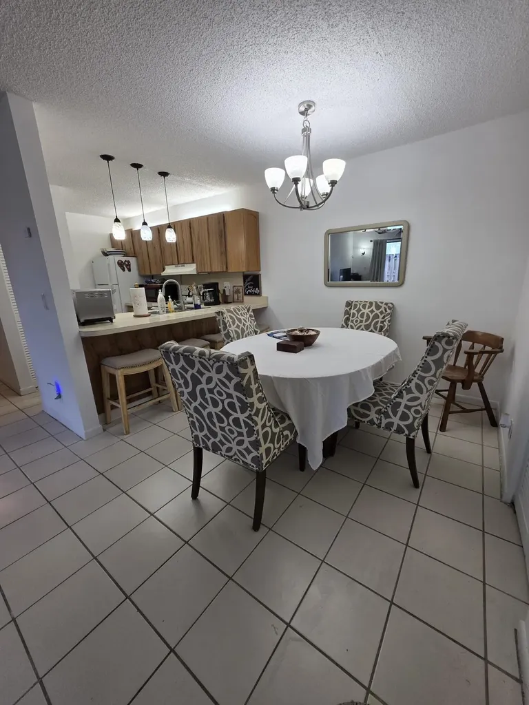 3402 Gardens East Drive Palm Beach Gardens FL 33410