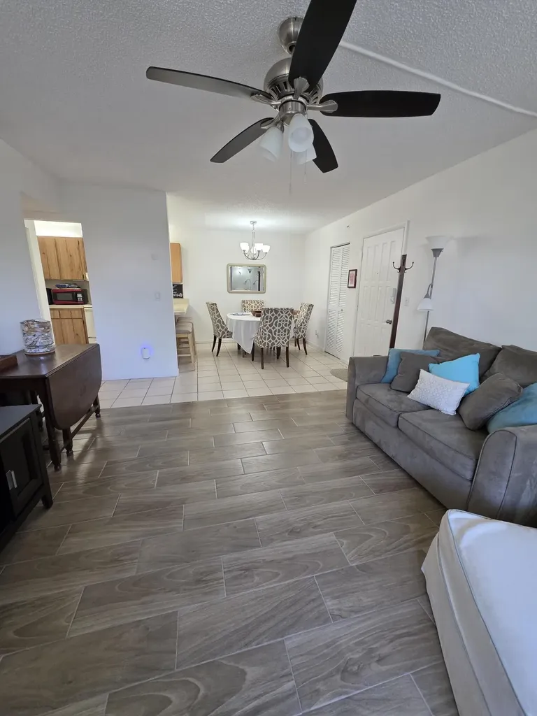 3402 Gardens East Drive Palm Beach Gardens FL 33410
