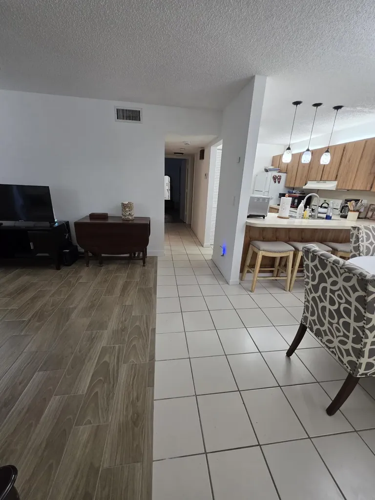 3402 Gardens East Drive Palm Beach Gardens FL 33410