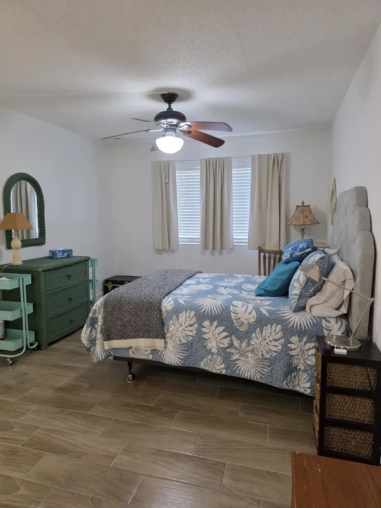 3402 Gardens East Drive Palm Beach Gardens FL 33410