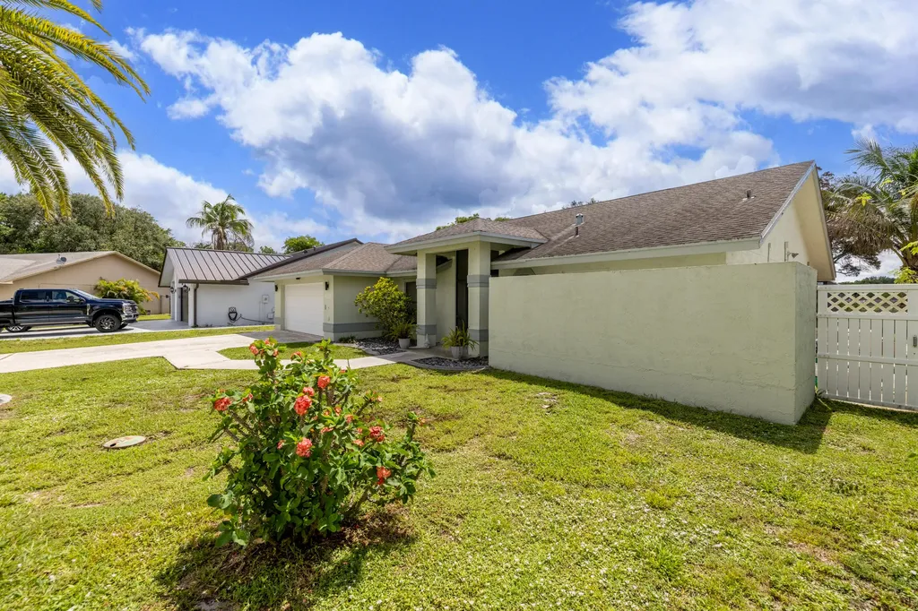 6210 Serene Run Lake Worth FL 33467