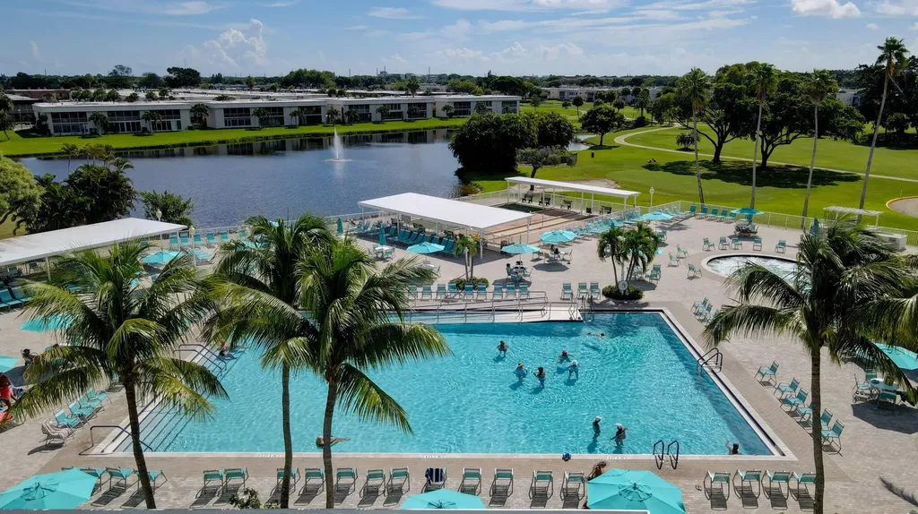 100 Flanders Delray Beach FL 33484