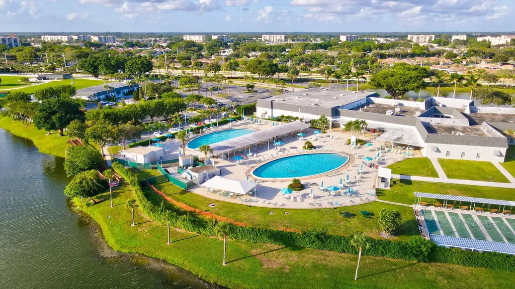 100 Flanders Delray Beach FL 33484