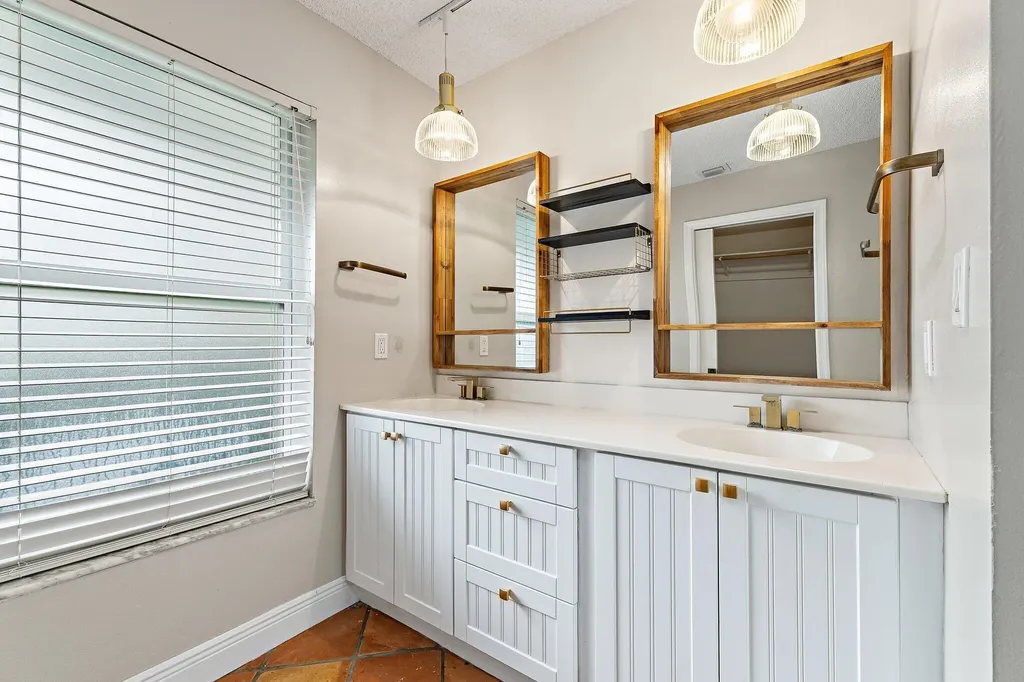 18169 Lake Bend Drive Jupiter FL 33458