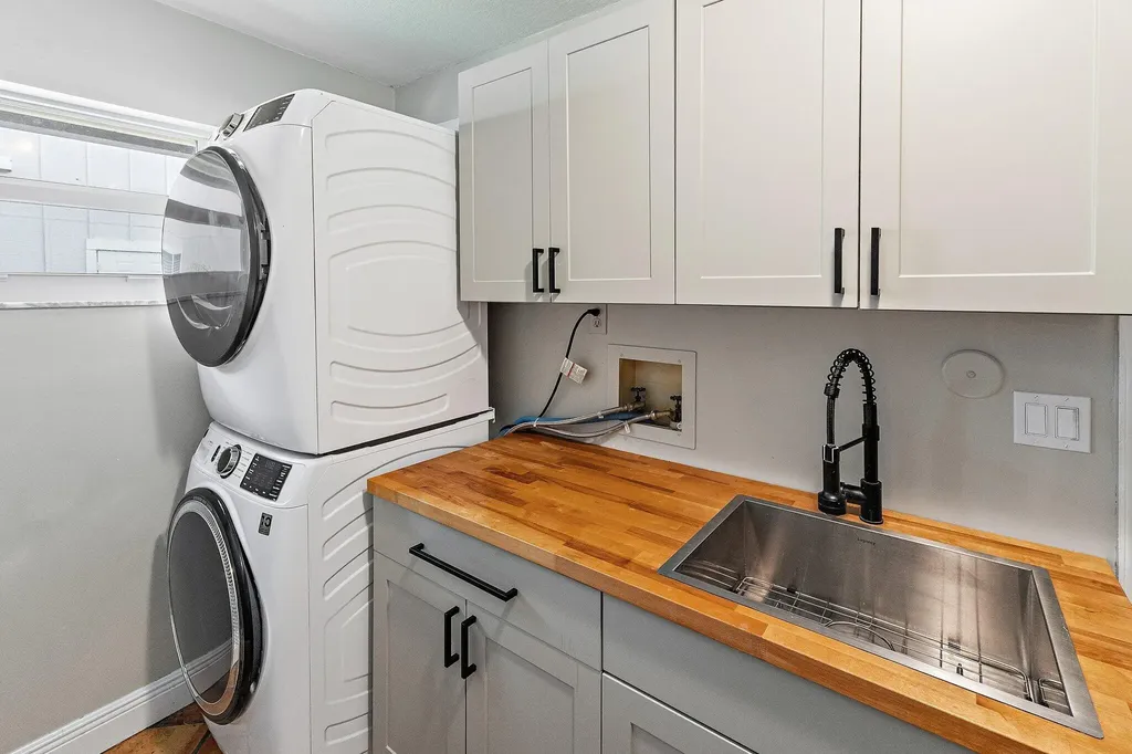 18169 Lake Bend Drive Jupiter FL 33458