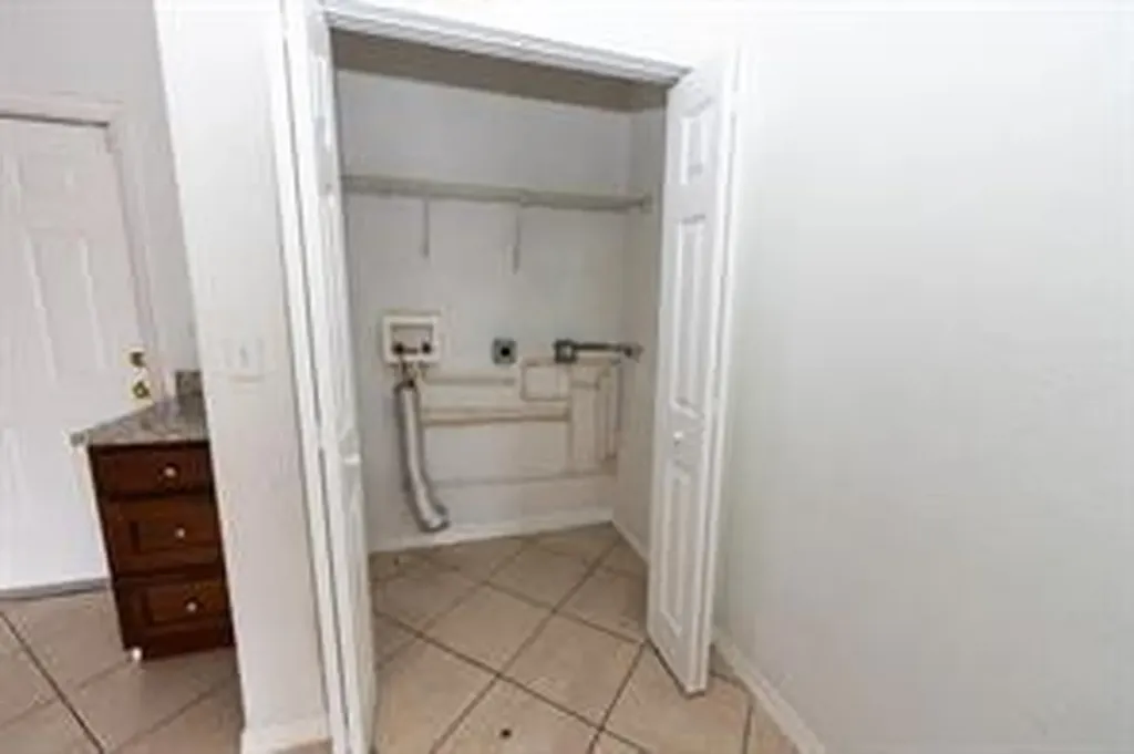 2900 NW 5th Court Fort Lauderdale FL 33311