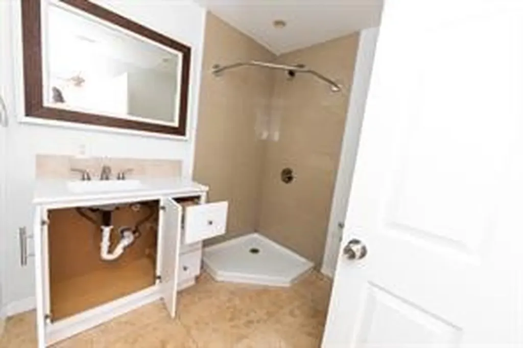 2900 NW 5th Court Fort Lauderdale FL 33311