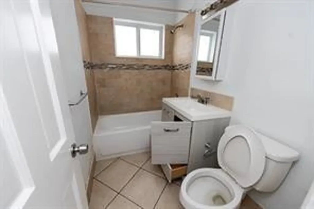 2900 NW 5th Court Fort Lauderdale FL 33311