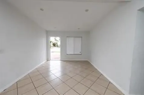 2900 NW 5th Court Fort Lauderdale FL 33311