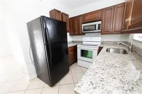2900 NW 5th Court Fort Lauderdale FL 33311