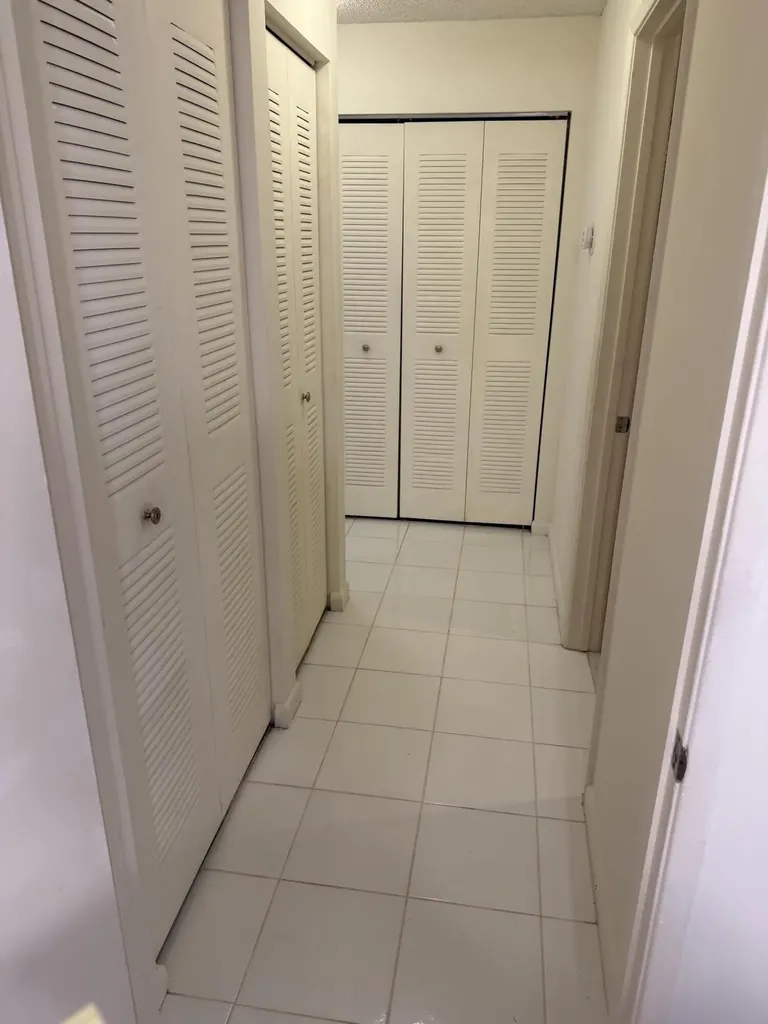 18528 Hidden Way Boca Raton FL 33496