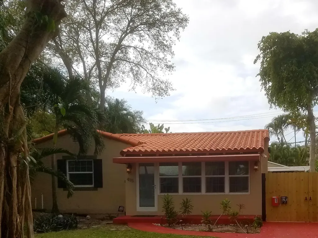 415 NE 8th Avenue Fort Lauderdale FL 33301