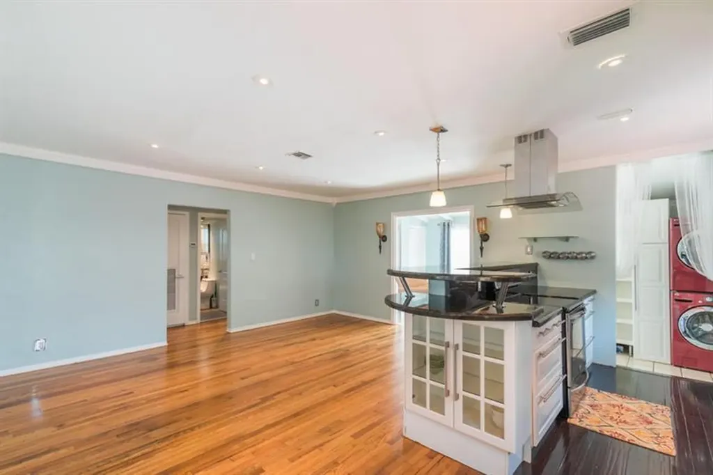 415 NE 8th Avenue Fort Lauderdale FL 33301