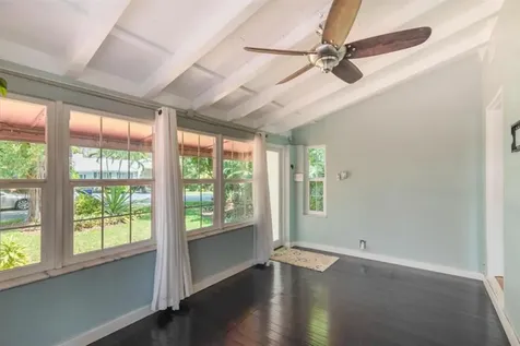 415 NE 8th Avenue Fort Lauderdale FL 33301