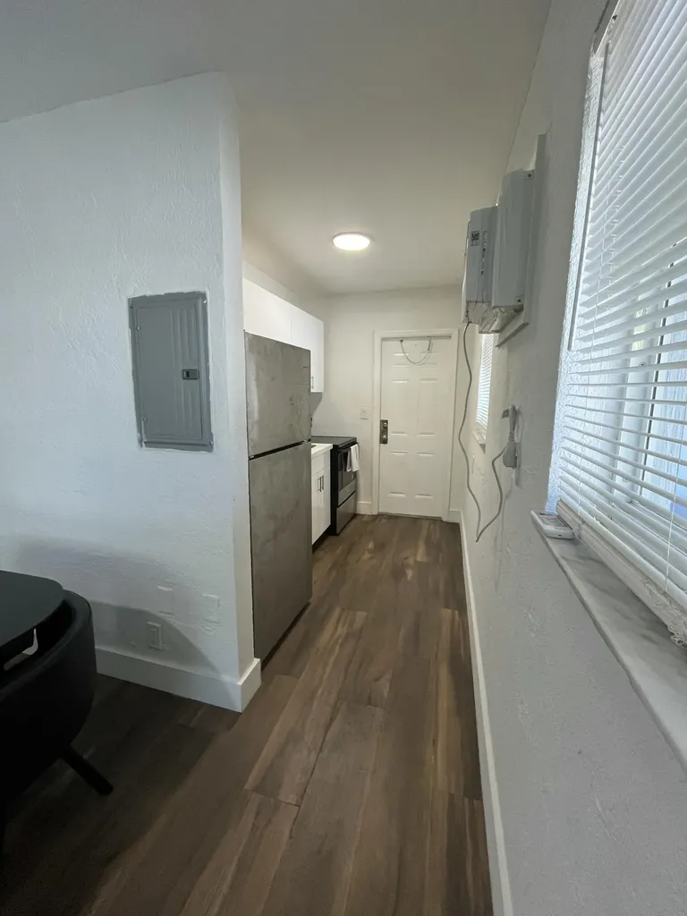2300 NW 6th Street Fort Lauderdale FL 33311