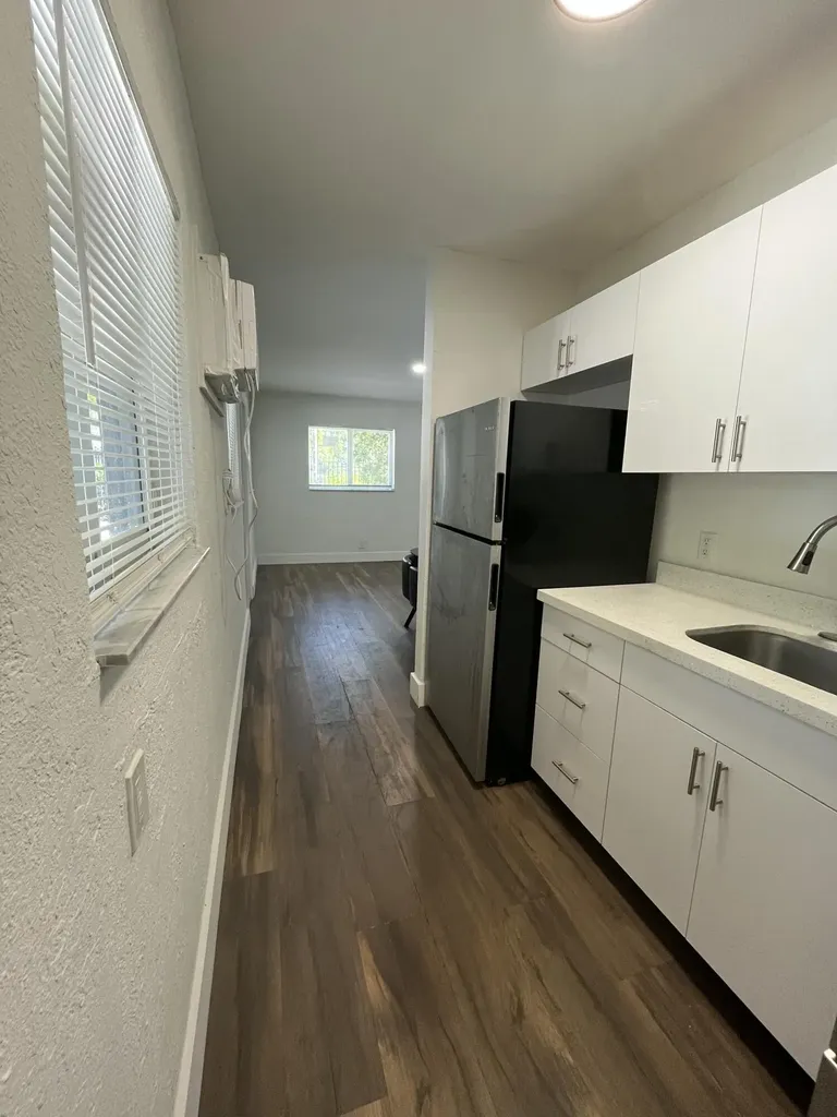 2300 NW 6th Street Fort Lauderdale FL 33311