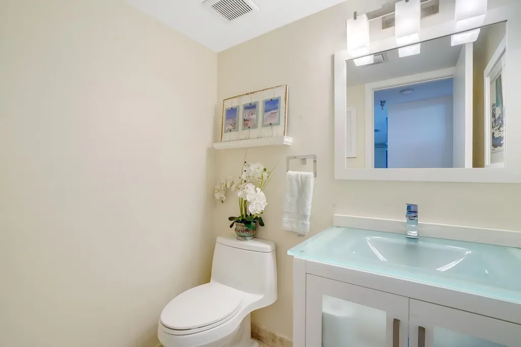 77 S Birch Road Fort Lauderdale FL 33316