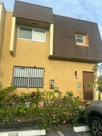 5601 Blueberry Court Lauderhill FL 33313