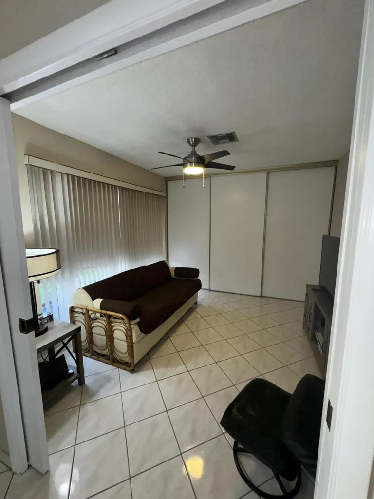 13731 Flora Place Delray Beach FL 33484