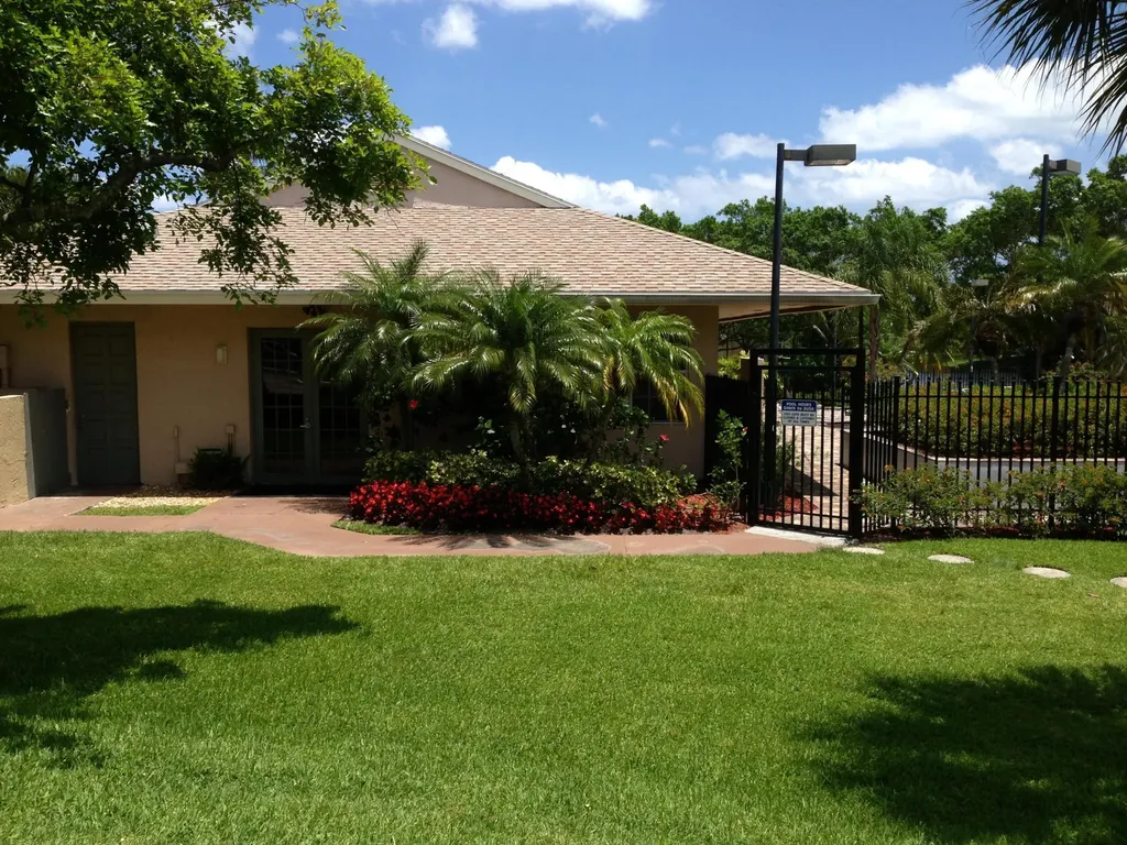 731 Cypress Lane Deerfield Beach FL 33064