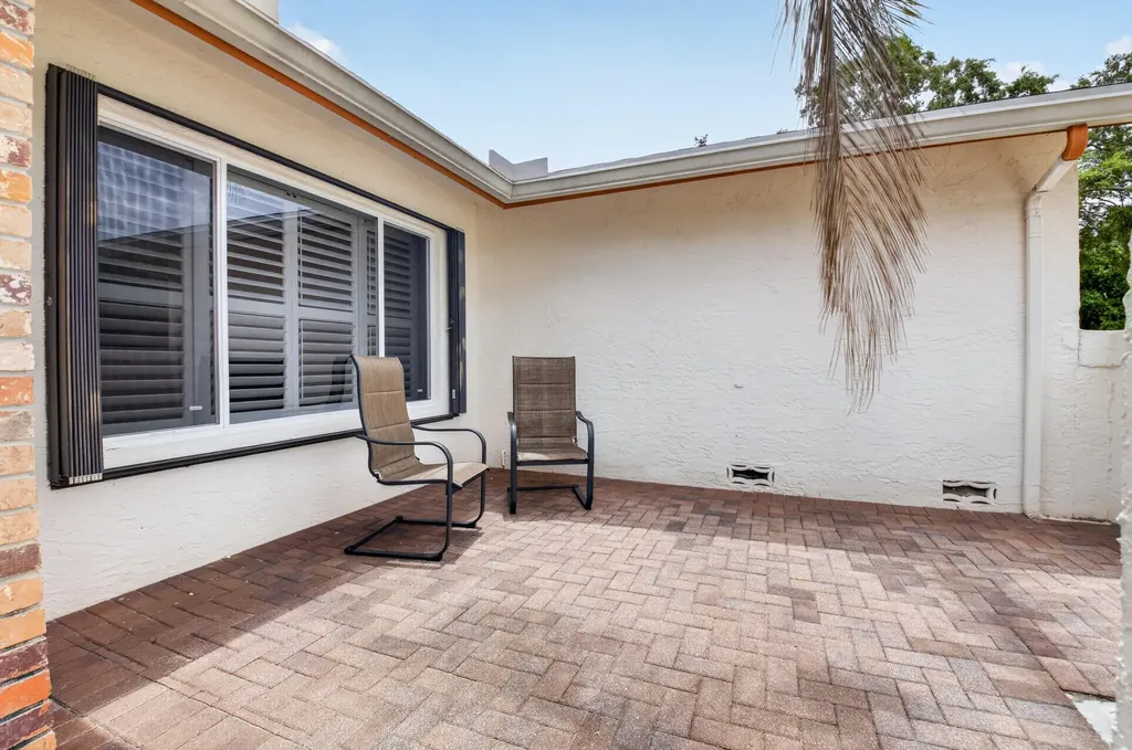 18232 104th Terrace S Boca Raton FL 33498