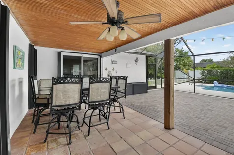 18232 104th Terrace S Boca Raton FL 33498